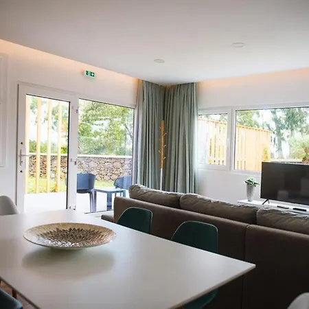 Do Olival Villa *