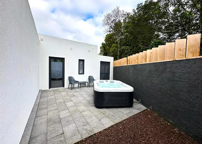 Do Olival Ponta Delgada (Sao Miguel)